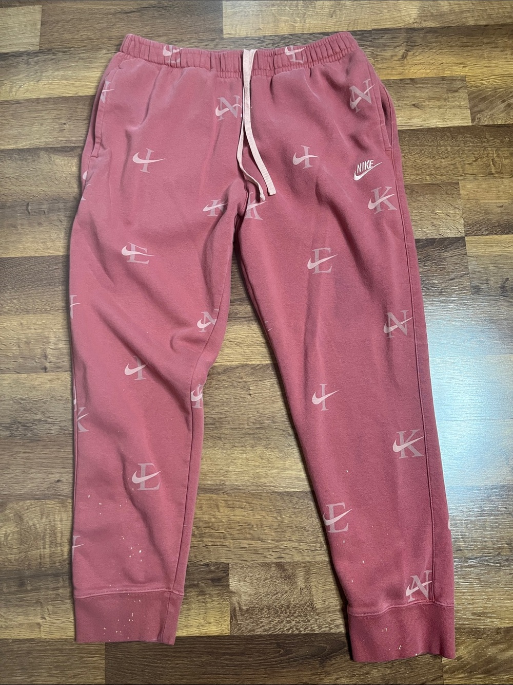 Nike Joggers Canyon Rust Size Large